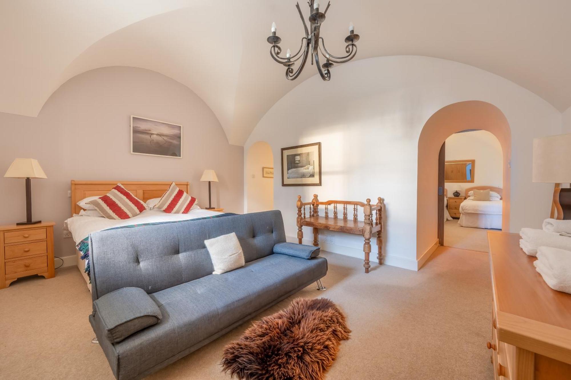 Major's 3 Bedroom Self Catering In Historic Abbey