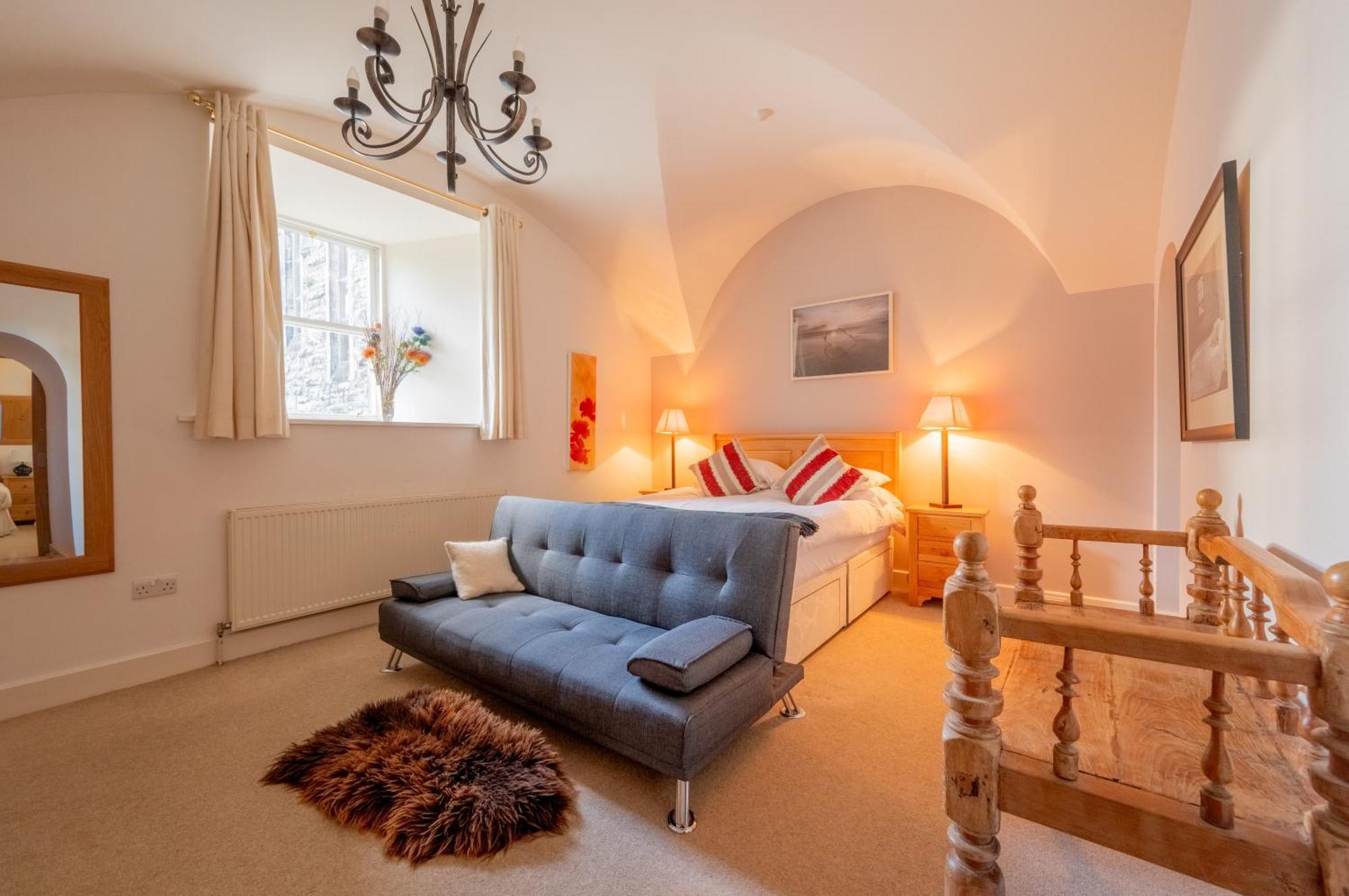 Major's 3 Bedroom Self Catering In Historic Abbey * Fort Augustus