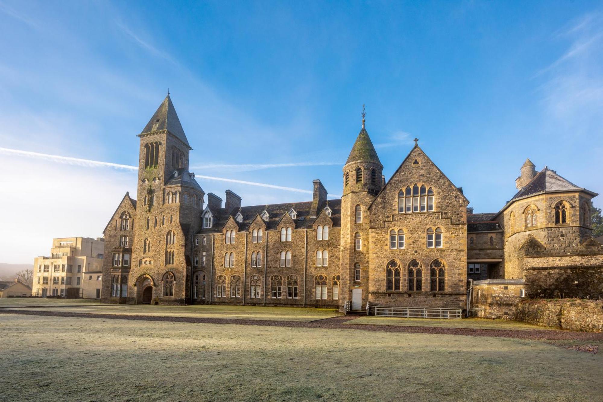 Major's 3 Bedroom Self Catering In Historic Abbey
