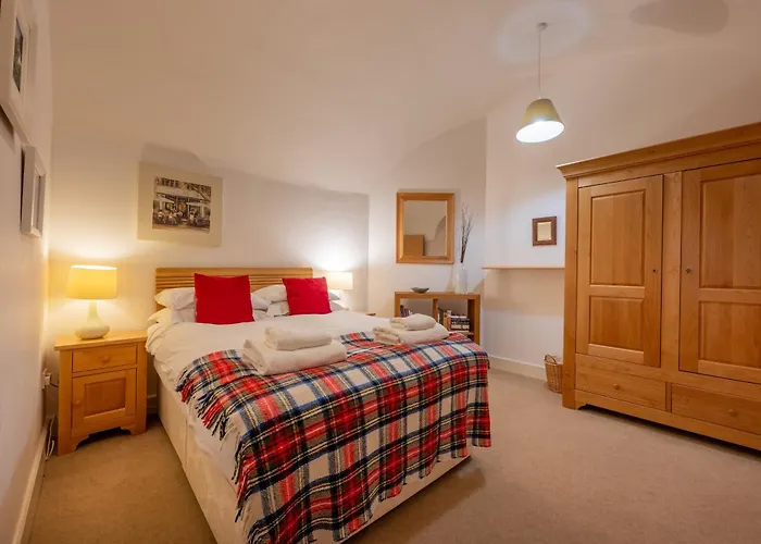 Major\'S Apartment 3 Bedroom Self Catering Property In Historic Abbey